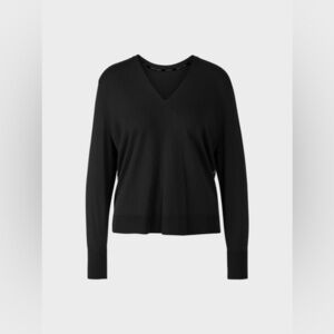🎀 NWT MARC CAIN SPORT black v neck sz 4 small v neck light weight wool sweater
